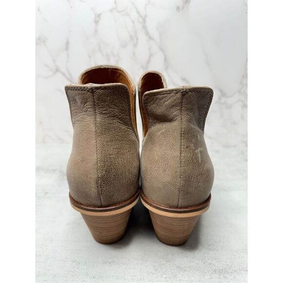 Lucky Brand Boots Womens Size 8.5 Tan Leather Block‎ Heel Pull On Style - Picture 5 of 12